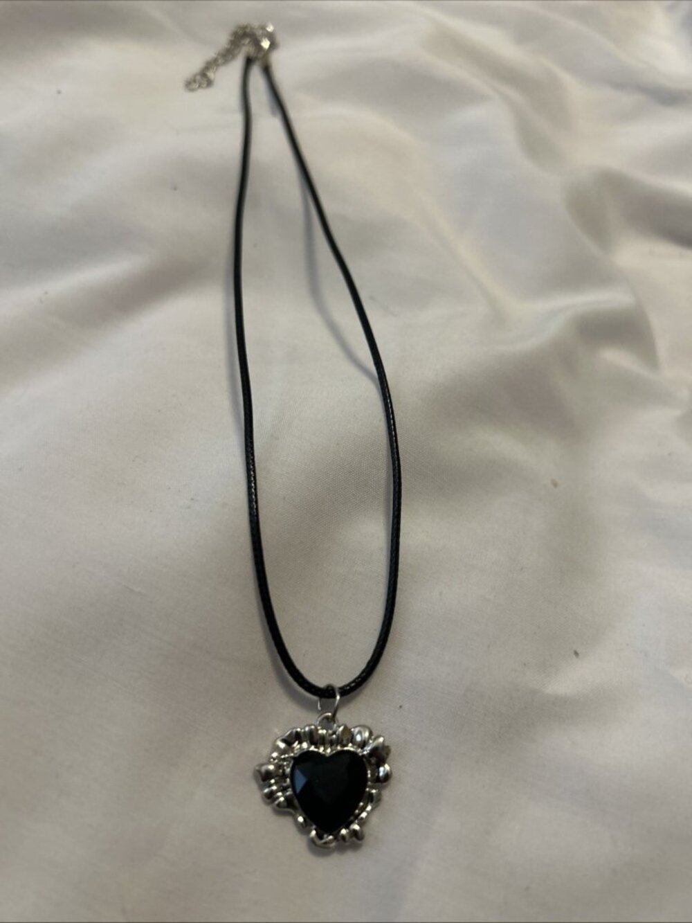 Black Heart W/silver Tone Choker on (18 in) Black Cord Nylon Cord